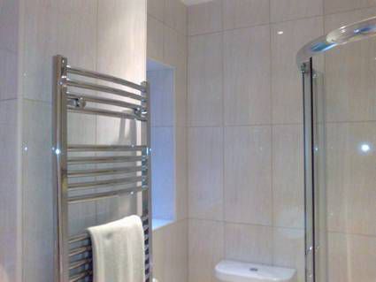 Stuart Bell Tiling Ltd · Photos 15